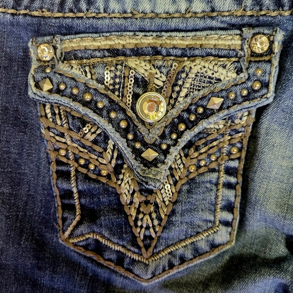 Vigoss "The New York Capri" Jeans - Picture 6 of 9